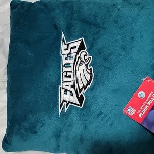 Nwt NFL Philadelphia Eagles Toss Cushion Pillow Kids Pets Officially Licensed